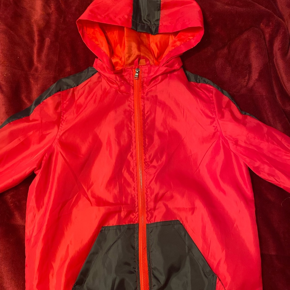 B Premium WindBreaker